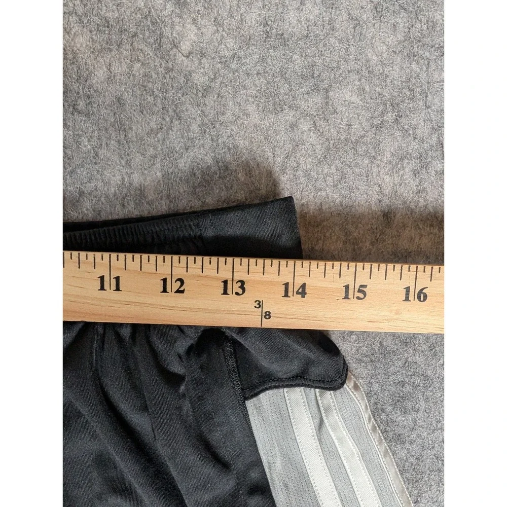 Adidas AEROREADY Mens Athletic‎ Shorts Black Grey Striped Pockets Gym Training